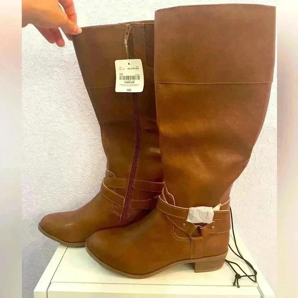 A n a A New Approach NWT Memory Foamsize 6 Brown Boots